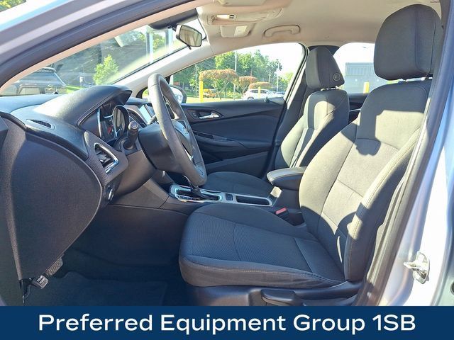 Used 2018 Chevrolet Cruze LS FWD image 2