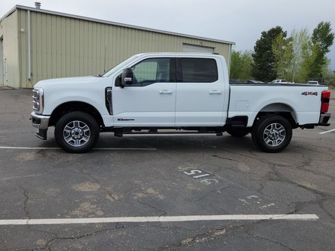 Used 2025 Ford F250 Lariat AWD/4WD image 7