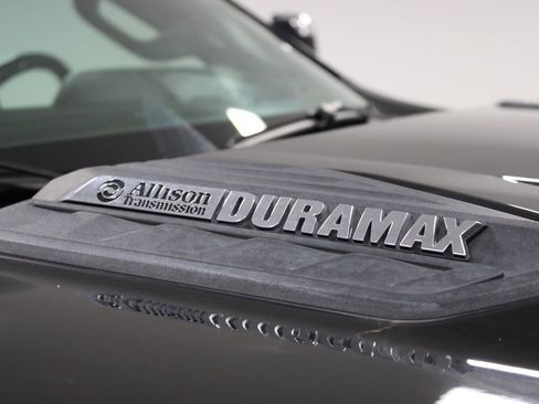 Used 2024 Chevrolet Silverado 2500 High Country w/ High Country Premium Package image 13