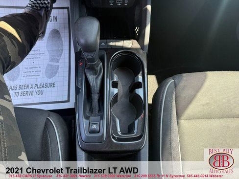 Used 2021 Chevrolet TrailBlazer LT AWD/4WD image 21