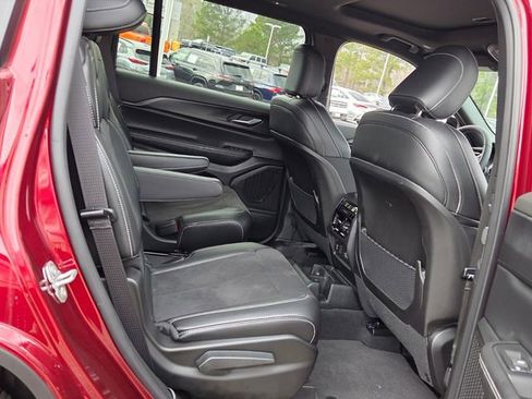 New 2024 Jeep Grand Cherokee L Altitude RWD image 16
