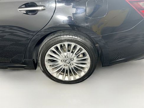 Used 2017 Toyota Avalon Limited FWD image 11