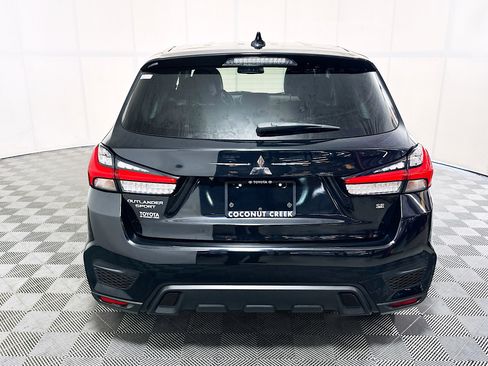 Used 2022 Mitsubishi Outlander Sport SE AWD/4WD image 4