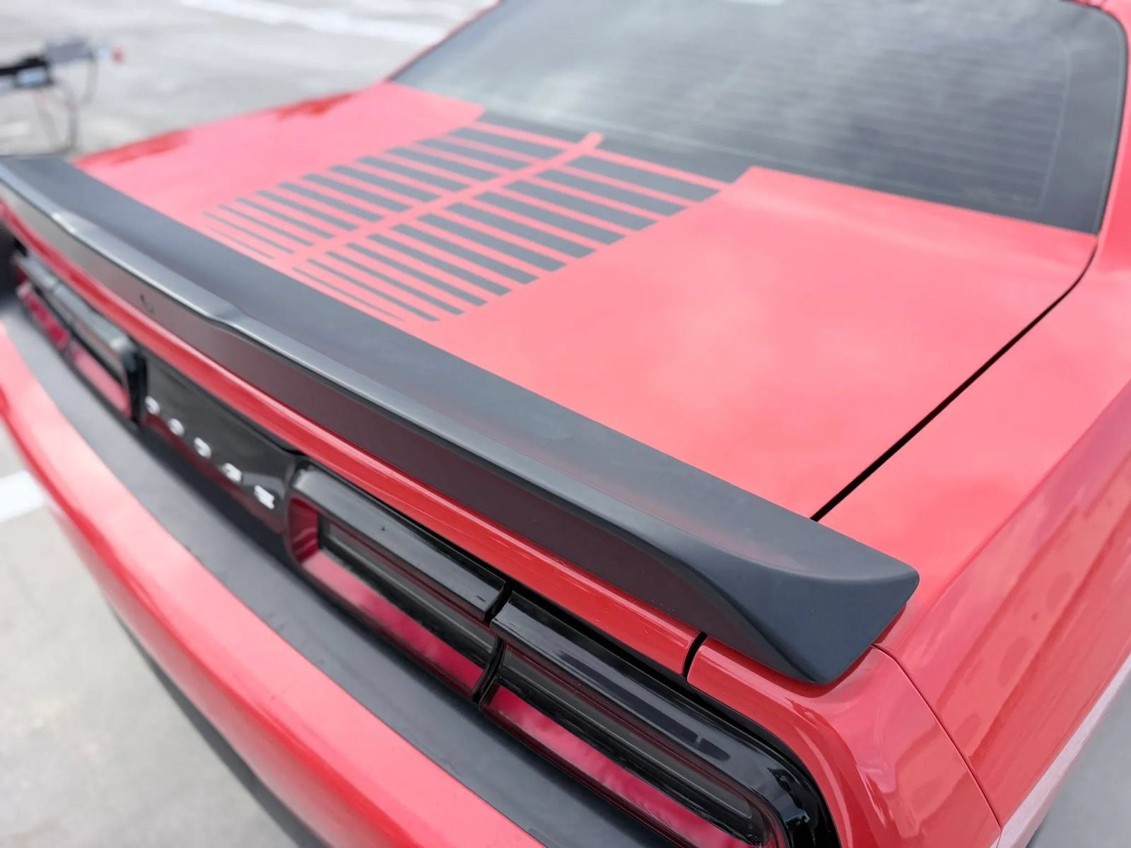 Used 2018 Dodge Challenger R/T w/ Driver Convenience Group RWD image 33
