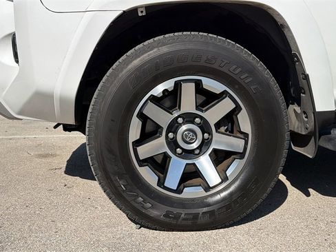 Used 2020 Toyota 4Runner TRD Off-Road image 12