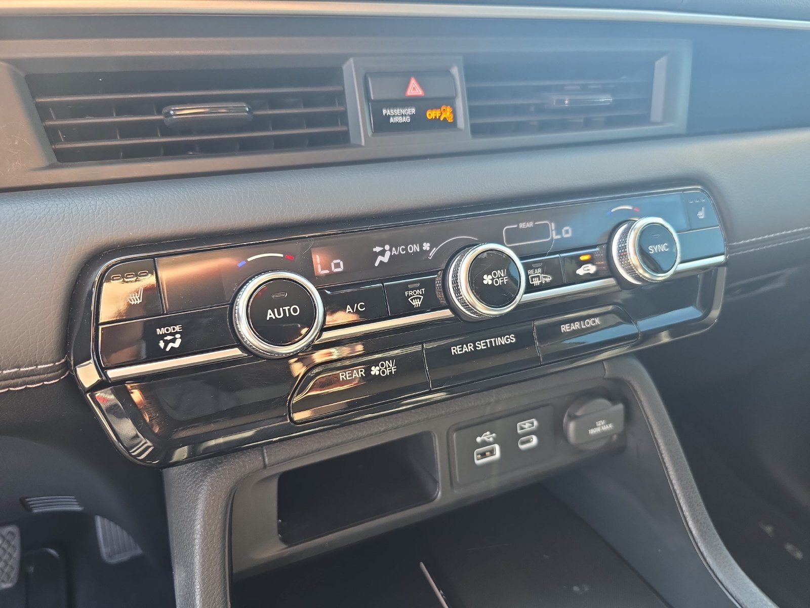 Used 2024 Honda Pilot Touring image 21