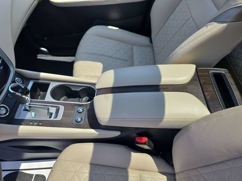 Certified 2024 Nissan Murano Platinum w/ Cargo Package AWD/4WD image 21