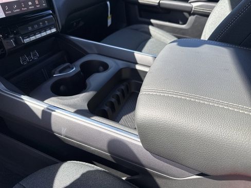 New 2025 RAM 2500 Big Horn image 23