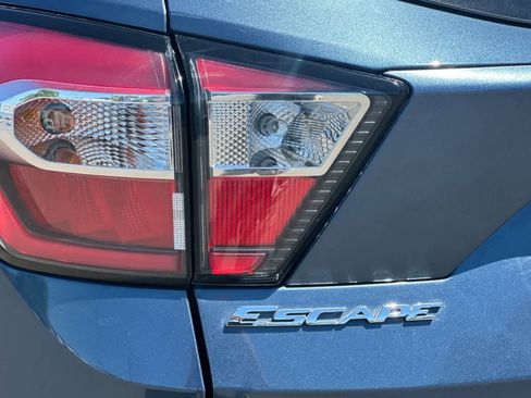 Used 2018 Ford Escape SEL AWD/4WD image 31
