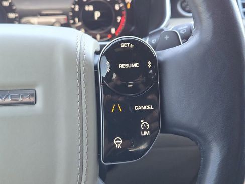 Used 2019 Land Rover Range Rover HSE image 25
