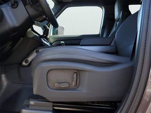 New 2026 Land Rover Defender 110 image 43