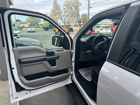 Used 2018 Ford F150 XL w/ Equipment Group 101A Mid image 6