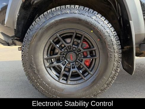 Used 2021 Toyota Tacoma TRD Pro AWD/4WD image 17