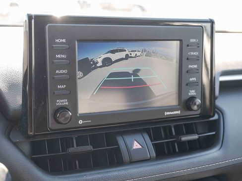 Used 2021 Toyota RAV4 XLE w/ Convenience Package AWD/4WD image 26