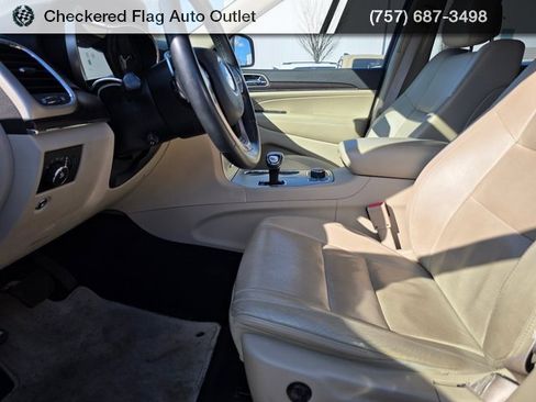 Used 2014 Jeep Grand Cherokee Limited w/ Luxury Group II image 22