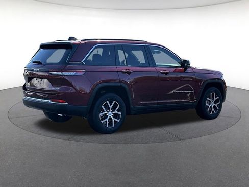 Certified 2025 Jeep Grand Cherokee Limited AWD/4WD image 6