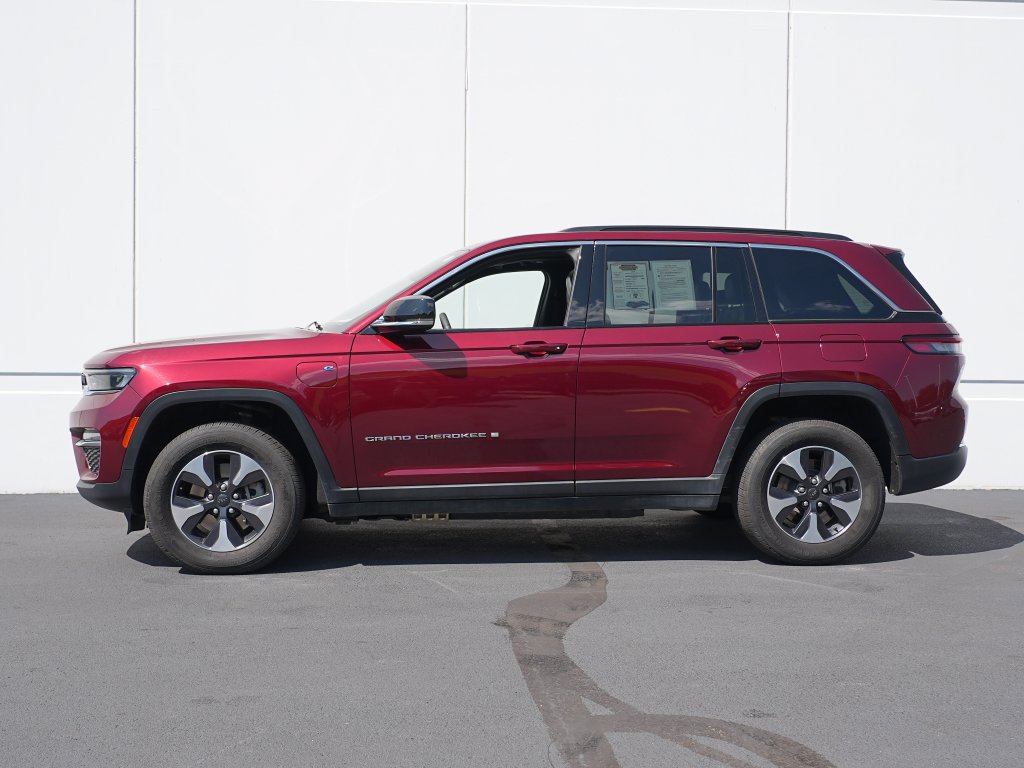 Used 2024 Jeep Grand Cherokee Limited 4xe AWD/4WD image 7