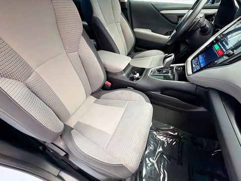 Used 2023 Subaru Outback Premium AWD/4WD image 15