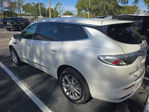 Used 2022 Buick Enclave Avenir w/ Trailering Package, 5000 lbs. image 6