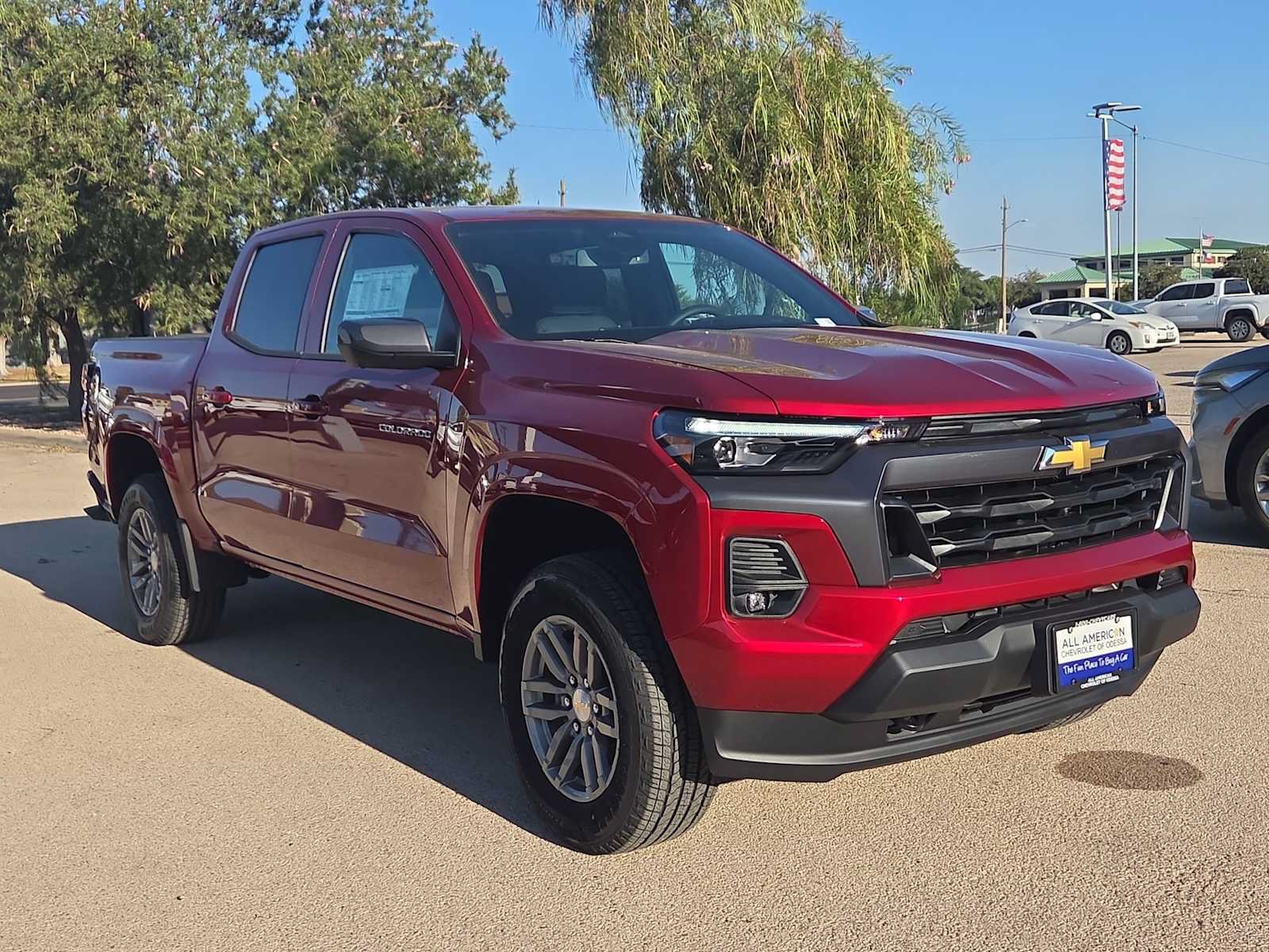 New 2026 Chevrolet Colorado LT w/ LT Convenience Package AWD/4WD image 2