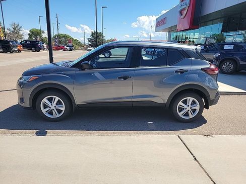 New 2025 Nissan Kicks Play S image 4