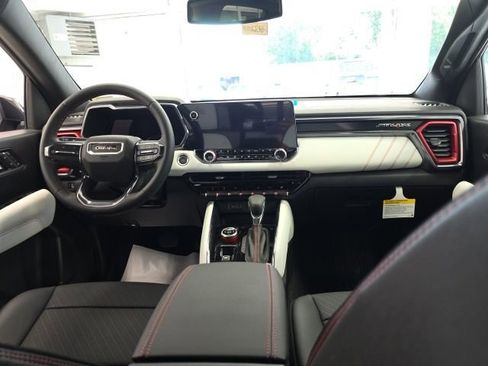 New 2024 GMC Canyon AT4X w/ AT4X AEV Edition AWD/4WD image 12