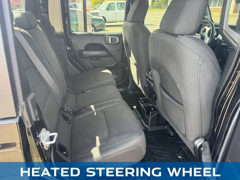 Used 2020 Jeep Gladiator Overland AWD/4WD image 25
