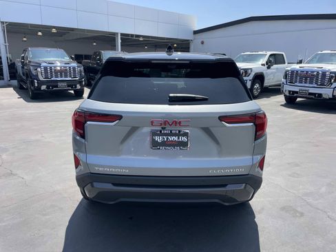 New 2026 GMC Terrain Elevation w/ Technology Package II FWD image 6