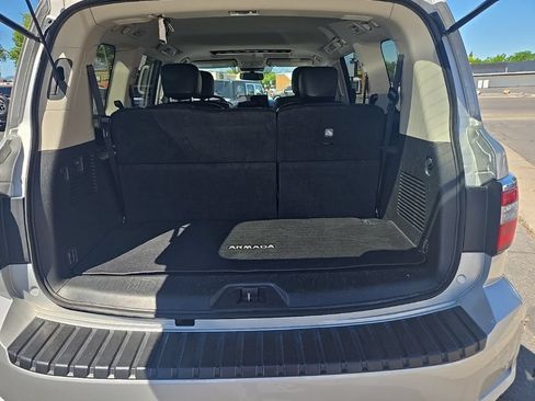 Used 2024 Nissan Armada SL w/ Captain's Chairs Package AWD/4WD image 28