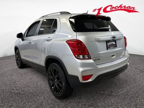 Certified 2022 Chevrolet Trax LT w/ Driver Confidence Package image 19