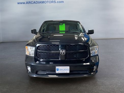 Used 2019 RAM 1500 Express w/ Express Value Package image 8