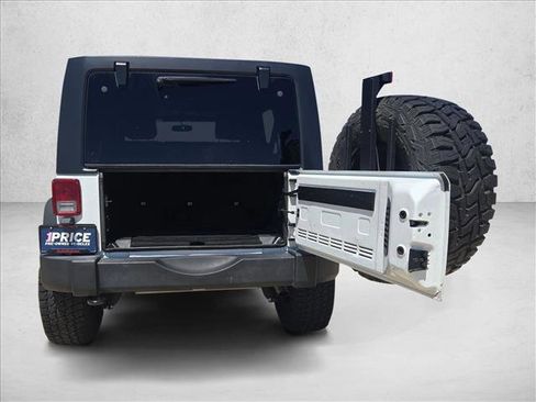 Used 2018 Jeep Wrangler Unlimited Sport S image 6