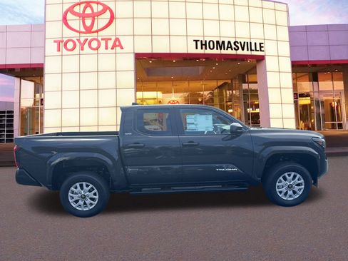 New 2025 Toyota Tacoma SR5 RWD image 4