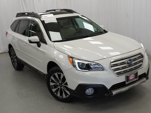 Used 2016 Subaru Outback 2.5i Limited AWD/4WD image 9