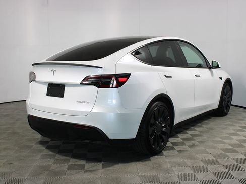 Used 2021 Tesla Model Y Performance AWD/4WD image 31