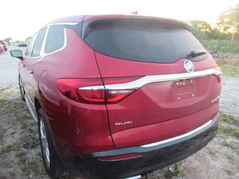 Used 2018 Buick Enclave Premium w/ Experience Buick Package FWD image 4
