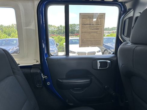 Used 2019 Jeep Wrangler Unlimited Sport AWD/4WD image 26
