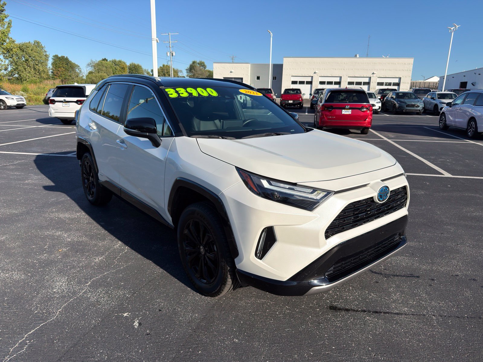 Used 2022 Toyota RAV4 XSE w/ XSE Grade Weather Package AWD/4WD image 8