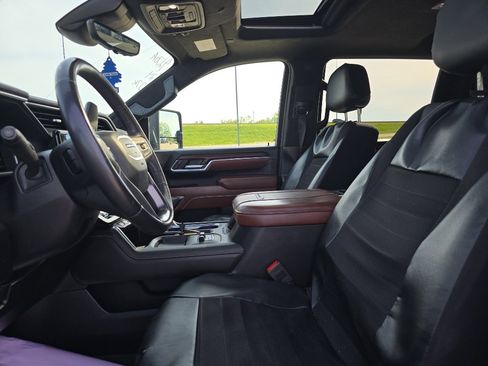 Used 2024 GMC Sierra 2500 Denali Ultimate AWD/4WD image 21