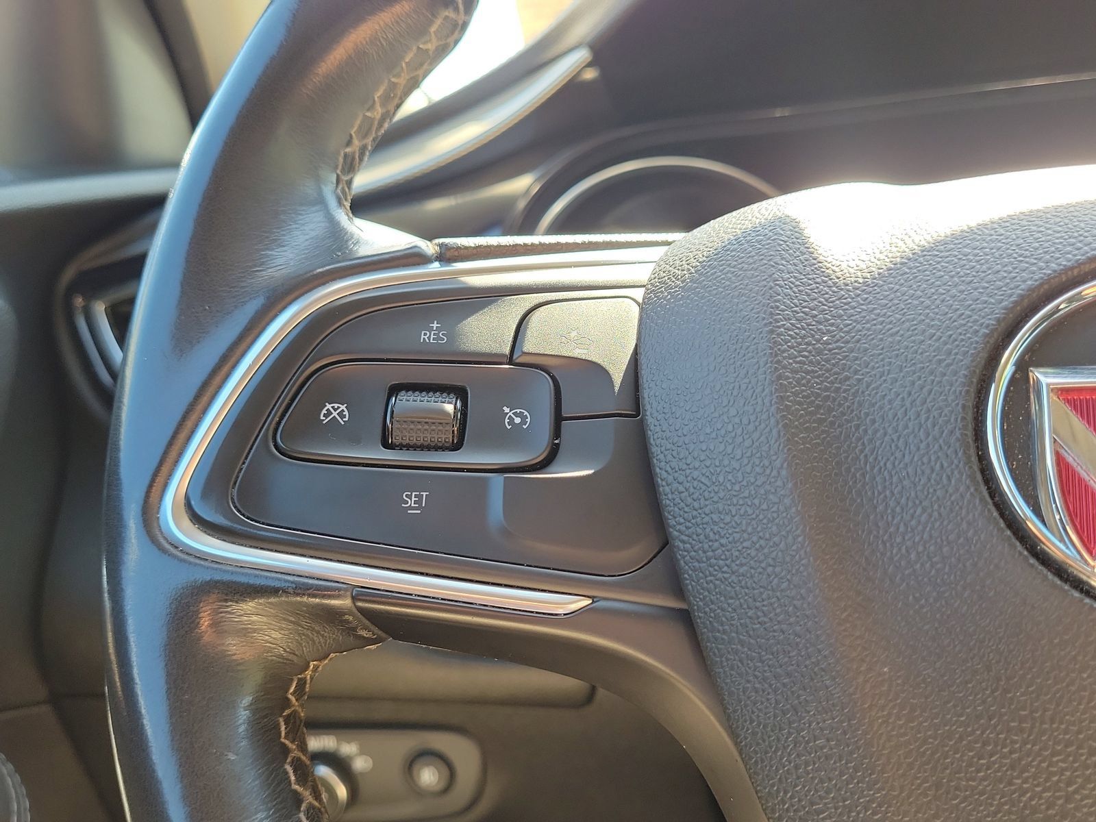 Used 2020 Buick Encore GX Select FWD image 19