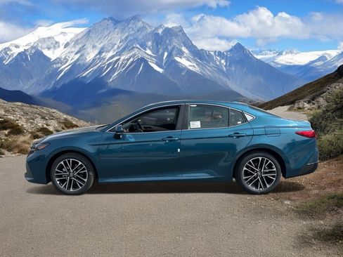 New 2026 Toyota Camry XLE image 2