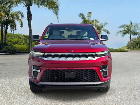 New 2026 Jeep Grand Wagoneer 2WD image 3