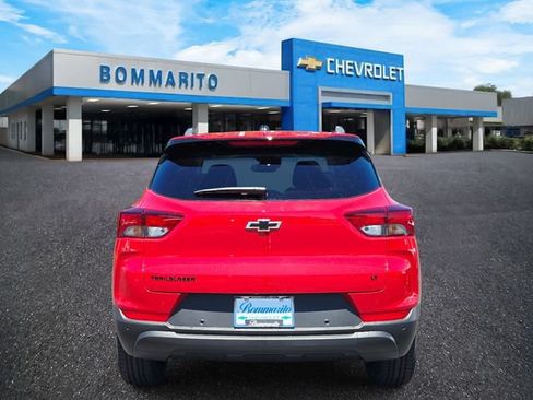 New 2026 Chevrolet TrailBlazer LT w/ Convenience Package FWD image 4