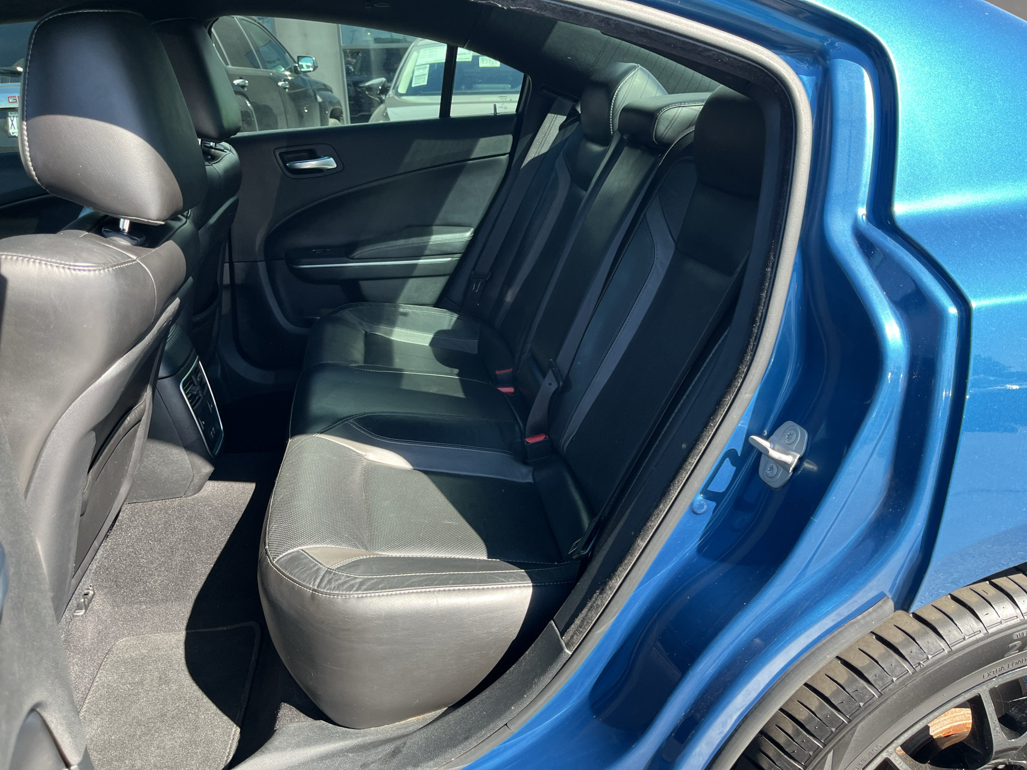 Used 2022 Dodge Charger SXT w/ Leather Interior Group RWD image 30
