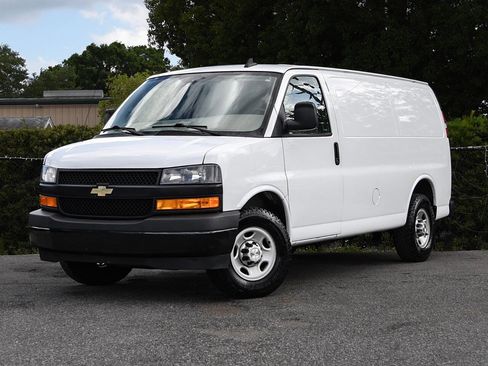 Used 2021 Chevrolet Express 2500 w/ Driver Convenience Package RWD image 1