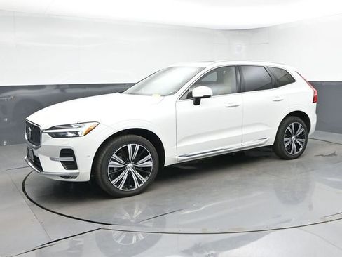 Used 2023 Volvo XC60 B5 Ultimate w/ Climate Package AWD/4WD image 4