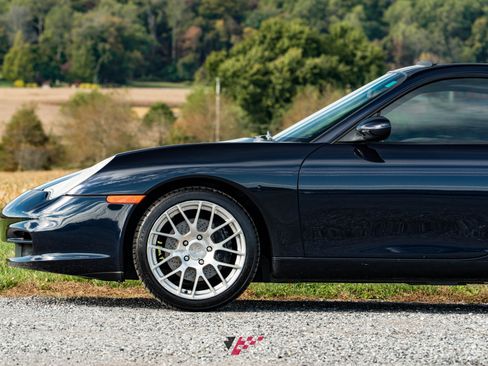 Used 2003 Porsche 911 Targa image 11