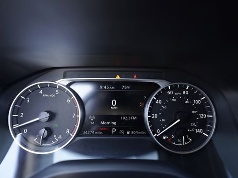 Used 2024 Nissan Rogue S image 19