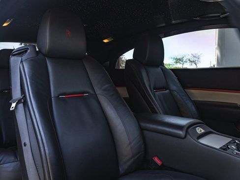 Used 2015 Rolls-Royce Wraith 2dr Coupe image 26
