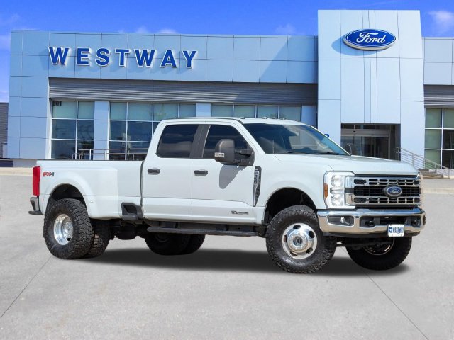 Used 2025 Ford F350 XL w/ XL Driver Assist Package AWD/4WD image 1